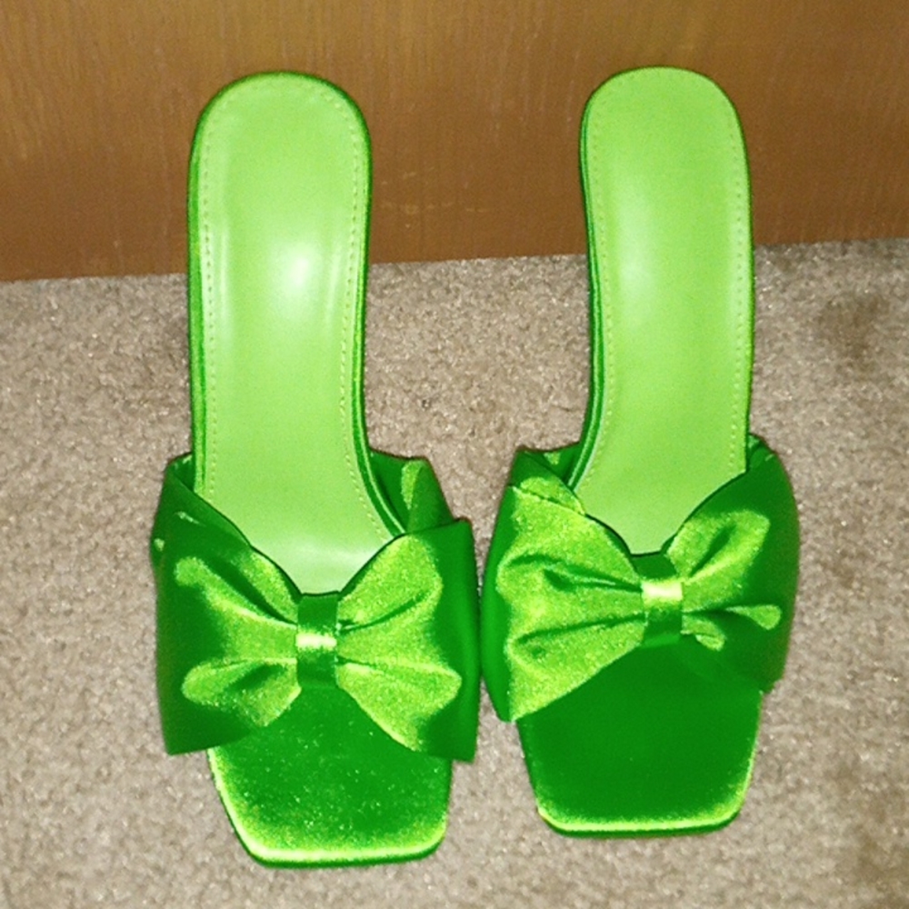 Green Heels